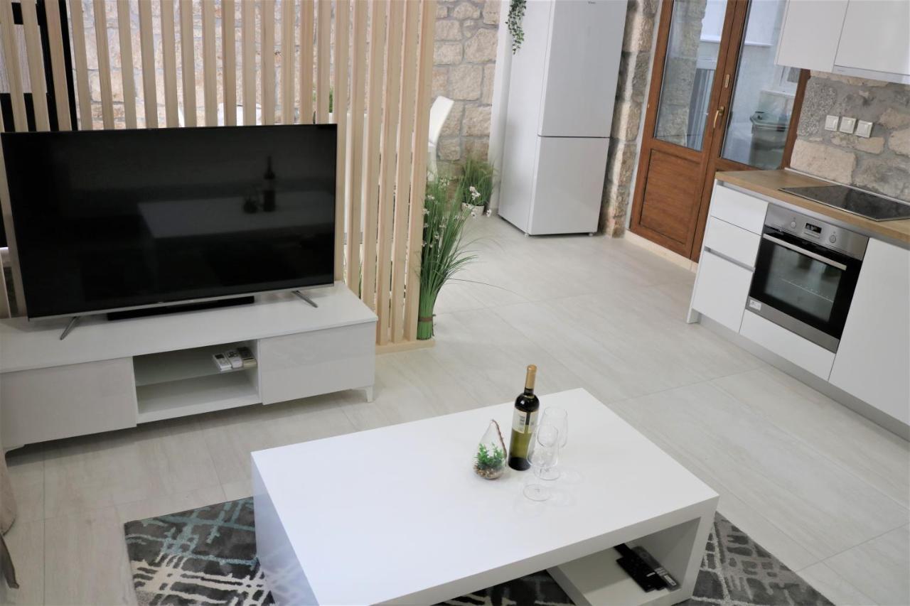City Center Chic Apartments 바스카보다 외부 사진