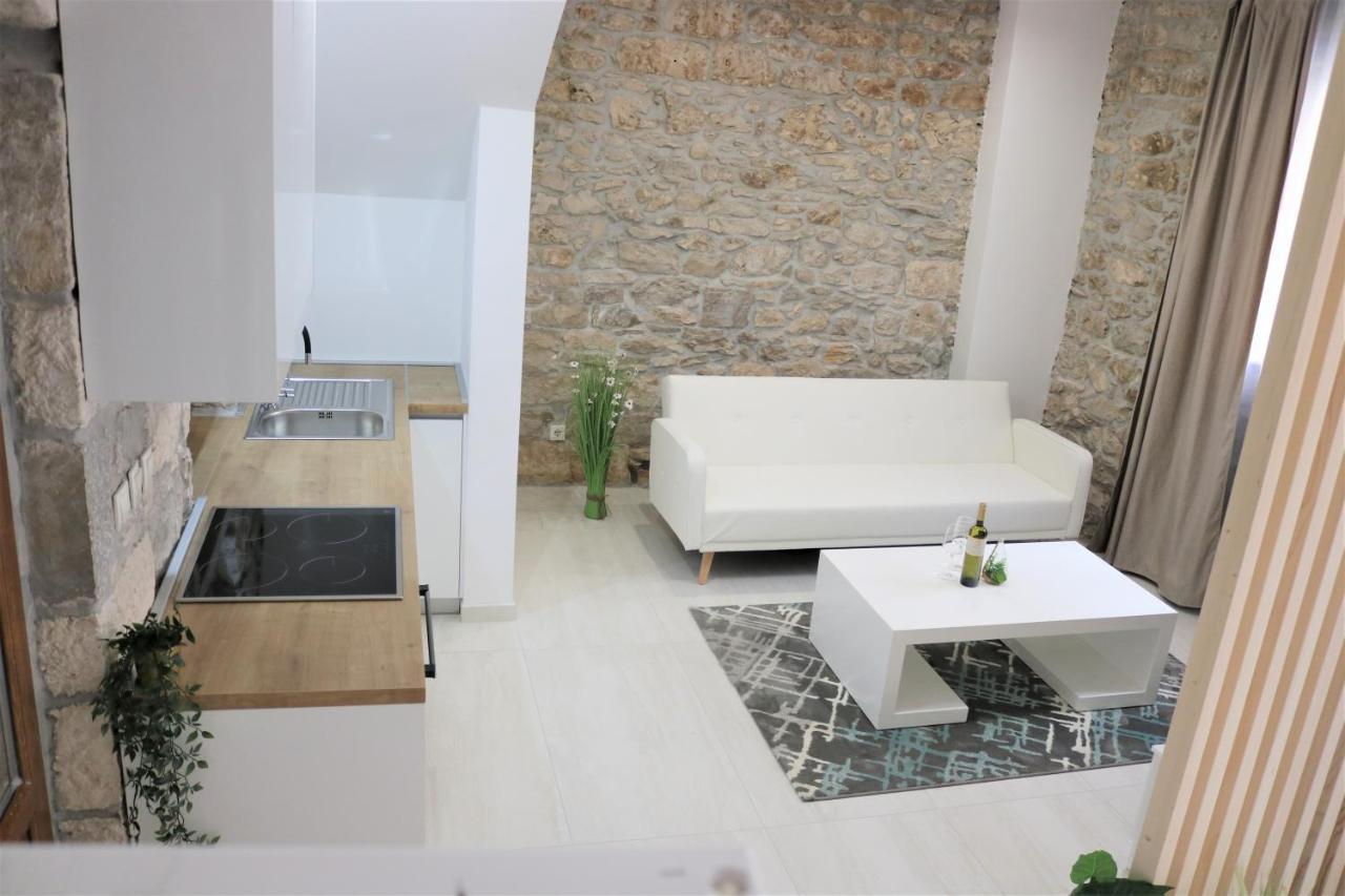 City Center Chic Apartments 바스카보다 외부 사진